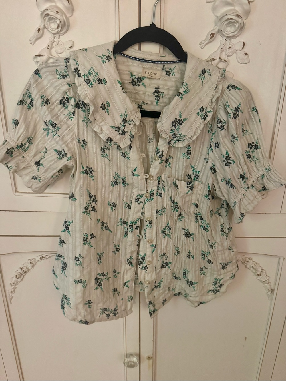 Pilcro Cream Blouse with Green Floral Print and Ruffle Collar